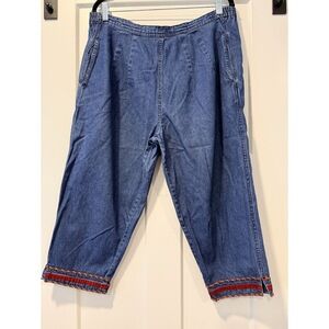 Vintage Embellished Denim Pull-On Capris by Life Style Ladies Size Large